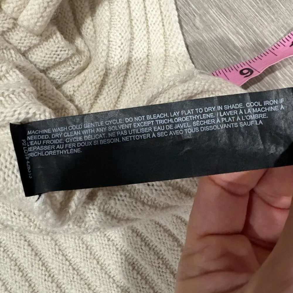 Theory Everly Slit Sweater in Merino Wool & Cashmere Cream Size Large - Picture 10 of 11